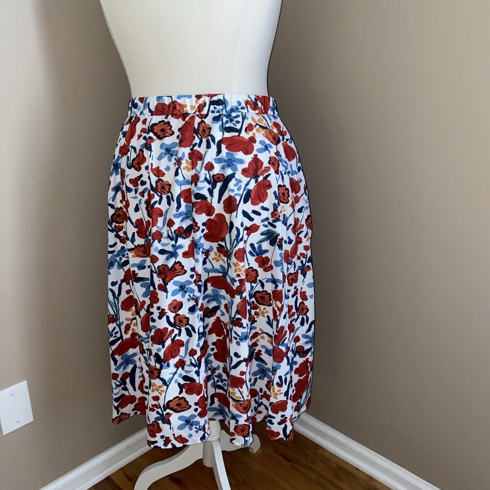 SHEIN Curve Red White Multi Floral Knee Length Flare Lined Skirt 3XL - Picture 3 of 7